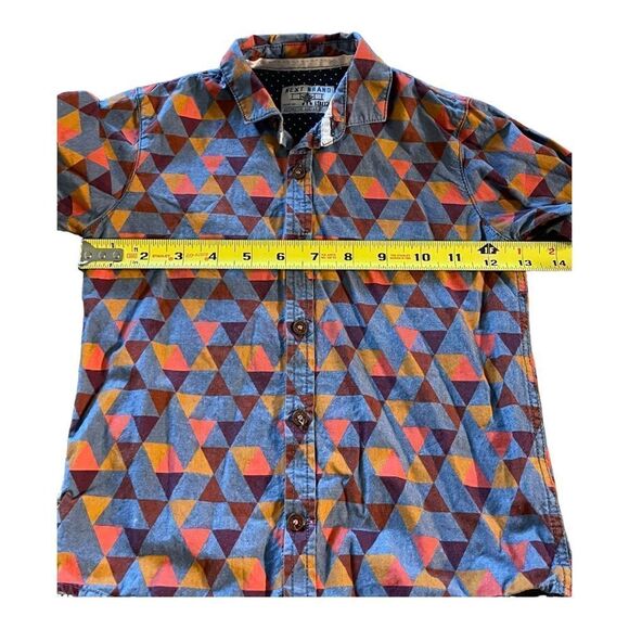 NEXT brand boys button up shirt size 4-5 geometric - Picture 8 of 8